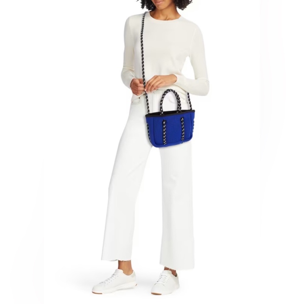 NWT Jimeila Neoprene Small Blue Crossbody Small Tote with Pouch!